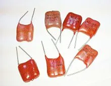 К31-11 1Г 250в 180 пф